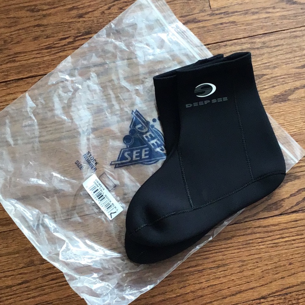 NWOT diver’s sock